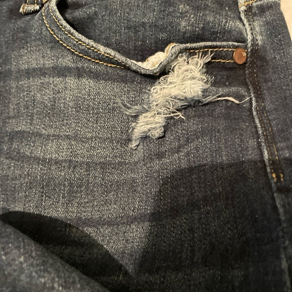 Judy Blue Jeans Womens 9 / 29 Boyfriend Fit Los Angeles Distressed Ripped Denim - Picture 7 of 13